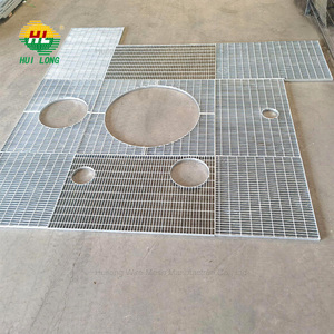 Il <span class=keywords><strong>cantiere</strong></span> utilizza la passerella grata in acciaio inossidabile alta 6 piedi <span class=keywords><strong>per</strong></span> <span class=keywords><strong>recinzioni</strong></span> <span class=keywords><strong>per</strong></span> ponti a prezzi competitivi - Product Image 2