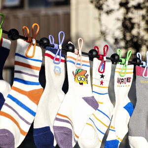 Portable intérieur/extérieur maison Camping corde à <span class=keywords><strong>linge</strong></span> 12 pinces à <span class=keywords><strong>linge</strong></span> coupe-vent en fer pliable <span class=keywords><strong>amovible</strong></span> serrure perles voyage-friendly - Product Image 4