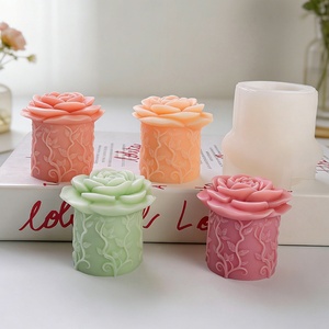 Molde de silicona UNIMOUND para velas aromáticas con forma de columna de rosas, modelo 3D de rosa con textura de árbol, apto para horno, para bricolaje creativo. - Product Image 3