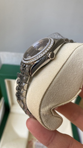 Chất Lượng Cao Biểu Tượng Tùy Chỉnh Sang Trọng Tự Động Đồng Hồ Cơ Khí Thép Không Gỉ Sapphire Kính Kim Cương Ngày Hiển Thị - Product Image 3