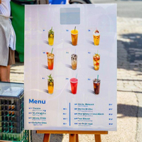 Menu e Volantini Personalizzati con Stampa Digitale a Colori su Carta Offset e Cartoncino per Ristoranti, Caffè, Bar e Uso Commerciale