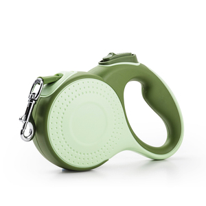 Correa de perro retráctil automática ajustable con logotipo personalizado con luz de flash LED brillante, dispensador de soporte para bolsa de caca, correa de plomo para mascotas - Product Image 3