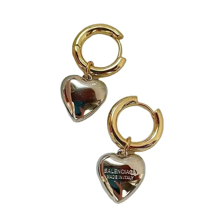 Brincos stud de coração, brincos de cor dourada com design exclusivo de cristal entalhado, amor, coração, feminino, joias inutilizáveis