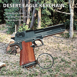 Porte-clés classique de collection tactique pour homme, jouet pendentif, ensemble cadeau, 3 pièces, modèle de pistolet aigle du désert en métal, poupée cochon rectangulaire - Product Image 3