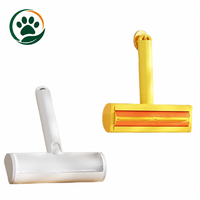 Rouleau réutilisable pour enlever les poils d'animaux avec système d'auto-nettoyage et tête de brosse de 17 cm pour canapés, vêtements et literie