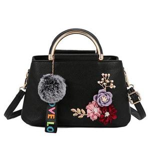 Bolsos de Mano para Mujer, de Diseño de Lujo, en Cuero PU, con Asa para Hombro, Adornos de Flores, Remaches y Colgante de Bola de Peluche - Product Image 4