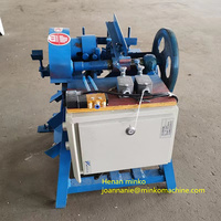 Machine pneumatique de taraudage pour tiges en bois, machine durable pour la fabrication de vis pour manches de balai, ligne de production de manches de balai ménager