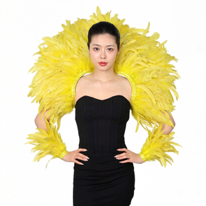 Mantello di Lusso con Collo di Piume e Fasce per le Braccia Abbinate, per Sfilate di Moda, Spettacoli di Danza, Costumi di Carnevale - Product Image 6