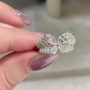 Elegante Anillo de Plata de Ley S925 con Diseño de Mariposa Fantasma para Mujer, con Diamantes Simulados en Capas para Dos Dedos, Anillo de Moda - Product Image 3