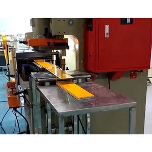 Linea di Produzione Automatica per Targhe Auto, Macchina per la Fabbricazione di Targhe Automobilistiche - Product Image 1