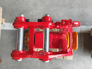 <span class=keywords><strong>Attache</strong></span> <span class=keywords><strong>rapide</strong></span> hydraulique inclinable et rotative de haute qualité pour <span class=keywords><strong>mini</strong></span>-excavatrice, 0,8-22 tonnes - Product Image 4