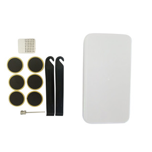 Kit de réparation de pneus de vélo Yueli, ensemble de patchs sans colle avec leviers et outil de pose pour la réparation des pneus de vélo - Product Image 2