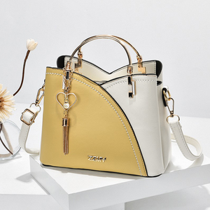 Nuevo Bolso de Hombro Tipo Bandolera de Piel Sintética con Estampado de Serpiente para Mujer, Estilo Europeo y Americano - Product Image 4