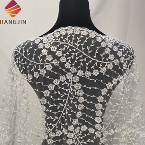 Tessuto di pizzo di <span class=keywords><strong>Tulle</strong></span> <span class=keywords><strong>ricamato</strong></span> in cristallo di prezzo di fabbrica della cina tessuto di pizzo di perline <span class=keywords><strong>bianco</strong></span> fatto a mano di lusso per la sposa - Product Image 2
