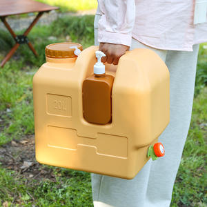 Seau d'<span class=keywords><strong>eau</strong></span> portable de grande capacité 20L <span class=keywords><strong>30L</strong></span> pour le camping en plein air et les excursions en voiture - Product Image 1