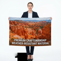 Banderoles personnalisées pour la grande ouverture, résistantes aux intempéries, impression par sublimation HD pour la promotion de la marque, polyester robuste, faible MOQ Y