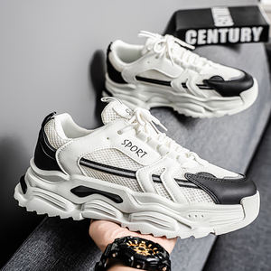 Mocassins pour hommes à semelle épaisse, rehaussant la taille, surface en maille respirante, antidérapants, résistants à l'usure, tendance mode, semelle intermédiaire en EVA, caoutchouc - Product Image 1