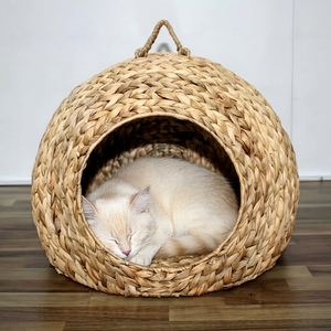 Vida Natural para Mascotas |   Cama para Mascotas Ovalada Tejida a Mano de Jacinto de Agua |   Pedidos al por mayor y personalizados desde Vietnam - Product Image 1