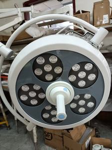 Hot bán năm lỗ LED shadowless phẫu thuật đèn Pet nha khoa bệnh viện hoạt động chiếu sáng sàn điện phẫu thuật thẩm mỹ - Product Image 4