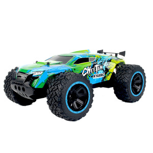 Voiture RC 4x4 pour adultes, modèle 360 Biggest Jobs 8 Scale 80s, avec fonction aspirateur intérieur, disponible en boutique près de chez vous - Product Image 4