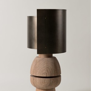 Lámpara de Mesa con Base de Madera y Pantalla Metálica, Fuente de Luz LED, Bombilla E27, Control por Interruptor, Iluminación Decorativa Ecológica - Product Image 4