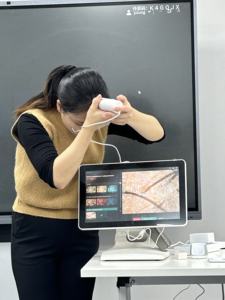 Analizador Profesional del Cuero Cabelludo con Cámara, Aumento de 200X para Revisión de la Salud del Cuero Cabelludo - Product Image 4