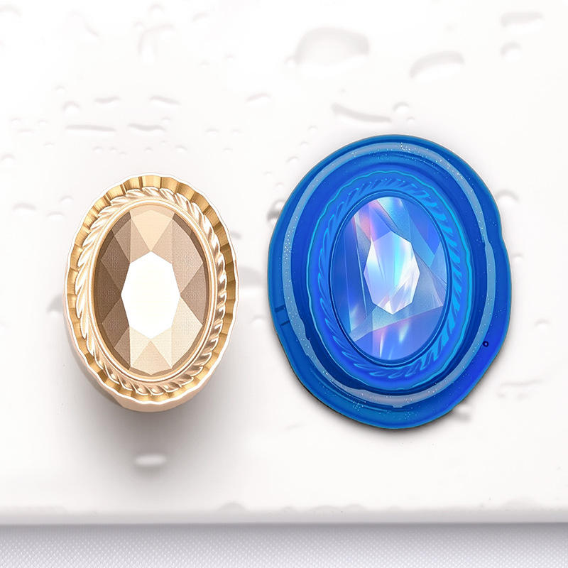 Agate cristal (relief irrégulier à 25 facettes, 16,5 mm x 22,3 mm)