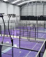 Servicio Profesional de Instalación Completa de Pistas de Pádel con Vidrio Templado y Estructura de Acero para Deportes al Aire Libre