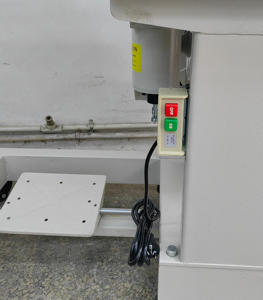 Máquina de coser industrial de una aguja con cama cilíndrica para calzado - Product Image 3