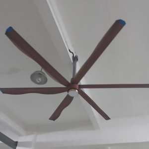 Ventilador de Techo Comercial HVLS 220V/380V OEM para Gimnasios y Centros de Fitness Diseñado para una Versatilidad Inigualable - Product Image 2