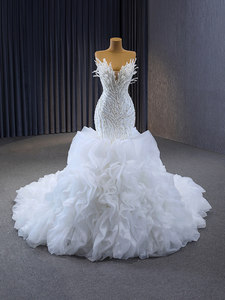 S0867Y Nouvelle Robe de Mariée de Luxe 2026, Col en V Profond, Bustier, Coupe Ajustée, Traîne Sirène, Grande Taille - Product Image 1