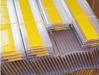 Bon prix au détail en plastique PVC acrylique étiquette étiquette adhésive bande de données support de prix pour étagères