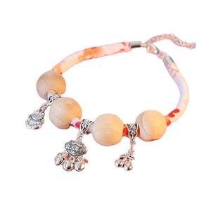 2023 vente en gros ethnique dessin animé camphre bois Anti-puces et Anti-poux sécurité <span class=keywords><strong>chat</strong></span> Laser <span class=keywords><strong>collier</strong></span> <span class=keywords><strong>chat</strong></span> - Product Image 1