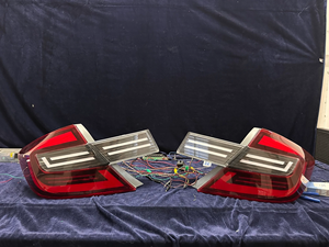 Luci Posteriori LED Modificate di Alta Qualità per <span class=keywords><strong>Ci</strong></span>-vic Nona Generazione, Fanali Posteriori LED Personalizzati per Auto - Product Image 6