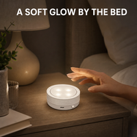 Lampe LED compacte et minimaliste à 4 trous, rechargeable par USB-C, RGB, pour armoire, placard, chambre, cadeau personnalisable