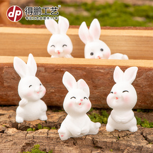 Ornement en résine Lapin Blanc Miniature Dp, fait main, animal de dessin animé, décoration de jardin, accessoire paysager autoportant - Product Image 1