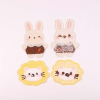 Nouvelles Écussons Lapins Colorés Brodés en Fil de Polyester pour Vêtements Polyvalents, Textiles de Maison, Bagages et Décoration - Fabriqués en Chine