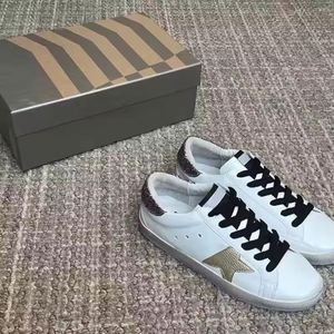 Baskets décontractées pour hommes à motif étoile, confortables et amortissantes, à lacets, imperméables, pour sports d'hiver, tendance mode printemps-été - Product Image 2