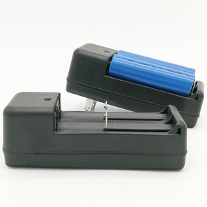 Chargeur de batterie 18650 à double emplacement, dispositif de charge universel Portable pour lampe de poche, lampe frontale, lampe de pêche, petit ventilateur - Product Image 2