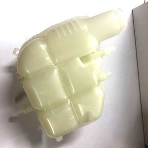 17137617362 Réservoir d'expansion de liquide de refroidissement moteur automobile de haute qualité et durable pour <span class=keywords><strong>BMW</strong></span> pour <span class=keywords><strong>BMW</strong></span> MINI - Product Image 3