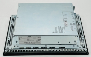 SIMATIC IPC677D (พีซีแบบติดตั้งบนแผง) 2x10/100/1000 เมกะบิต/วินาที อีเธอร์เน็ต 4x USB V3.0 1x พอร์ตซีเรียล (COM1) 6AV7260-0DA40-0XX6 - Product Image 1