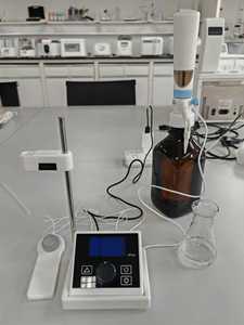 เครื่องจ่ายของเหลวอัตโนมัติแบบติดขวดสำหรับห้องปฏิบัติการ รุ่น DTrite พร้อมเครื่องกวนแม่เหล็ก - Product Image 4