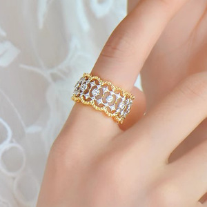 Elegante anello cavo bicolore per donna, gioielli di moda in stile francese vintage - Product Image 3
