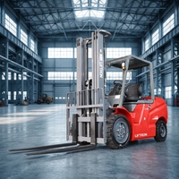 Chariot élévateur électrique Liftron CPD30L pour le transport de matériaux dans les parcs industriels et les zones de travail ouvertes