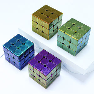 Sparkle Chameleon Multichrome Efecto Pigmento Esmalte <span class=keywords><strong>de</strong></span> Uñas <span class=keywords><strong>Cubo</strong></span> <span class=keywords><strong>de</strong></span> <span class=keywords><strong>Rubik</strong></span> Pigmento - Product Image 1