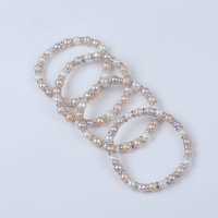 Bracelets et Joncs Personnalisés en Acier Inoxydable Plaqué Platine avec Chaîne à Maillons Fausses Perles et Breloque Cœur – Cadeau pour Femme
