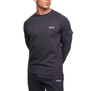 Ensemble de survêtement pour homme en molleton technique, personnalisable avec logo OEM, comprenant un sweat à capuche cargo et un pantalon de jogging ajusté, vente en gros, fabricant - Product Image 5