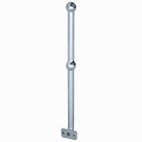 Poteau en acier Q235 galvanisé à chaud pour main courante, avec marche d'escalier en acier dentelé assortie, taille personnalisée pour plateformes industrielles et applications d'ingénierie