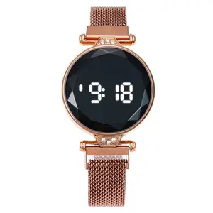 Mode or femmes montres en acier inoxydable Ultra mince montre numérique Femme horloge romantique montres pour femmes Montre Femme