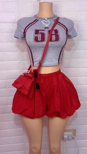 ملابس نسائية صيفية عصرية ملابس لطيفة طباعة أعلى محصول وشورت فقاعات طقم من قطعتين سيدة غير رسمية Y2K طقم فقاعات من قطعتين للنساء - Product Image 2